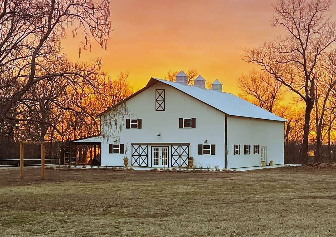 TX Barn Wedding Venue Sunset